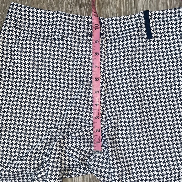 Nike Fit Dry Golf Houndstooth High Rise Shorts Women size 10 black white Bermuda - Picture 5 of 9